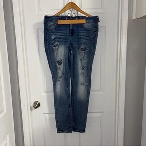 Maurice’s ripped blue skinny jeans distressed mid-rise 5 pocket cotton/viscose